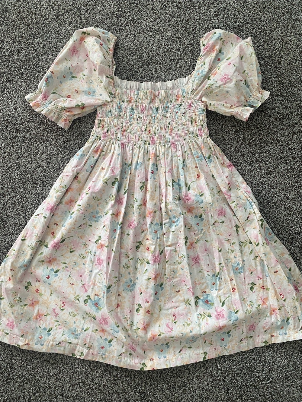 Floral Smocked Puff Sleeve Dress Medium TALL